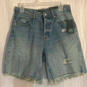 NWT Wild Fable High Rise Bermuda shorts Size 6/28 Waist blue denim jeans